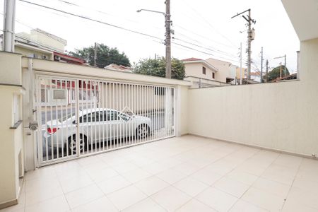 Casa à venda com 136m², 3 quartos e 2 vagasÁrea Privativa