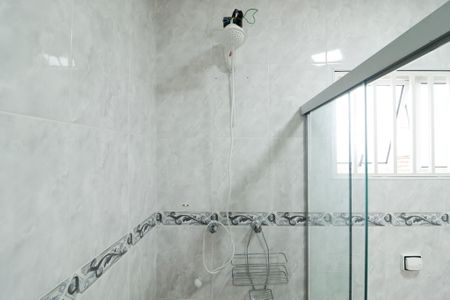 Casa à venda com 136m², 3 quartos e 2 vagasBanheiro da Suíte