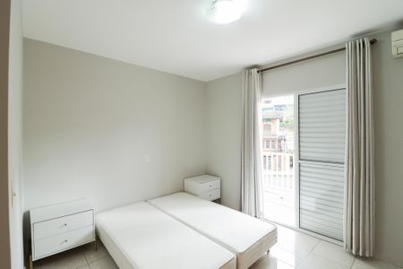 Casa à venda com 136m², 3 quartos e 2 vagasSuíte