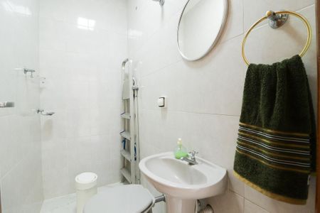 Casa à venda com 136m², 3 quartos e 2 vagasBanheiro de Serviço