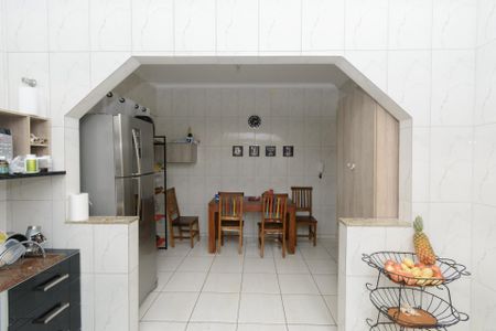 Casa à venda com 500m², 6 quartos e 4 vagasCasa 1 - Cozinha