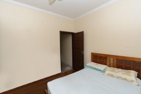 Casa à venda com 500m², 6 quartos e 4 vagasCasa 2 - Quarto 1