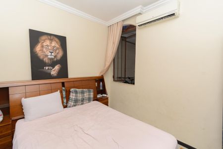 Casa à venda com 500m², 6 quartos e 4 vagasCasa 1 - Quarto 2