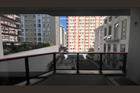 Apartamento para alugar com 40m², 1 quarto e 1 vaga Apartamento para alugar com 40m², 1 quarto e 1 vagaSacada