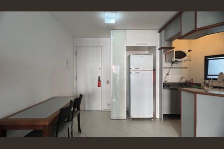Apartamento para alugar com 40m², 1 quarto e 1 vaga Apartamento para alugar com 40m², 1 quarto e 1 vagaSala