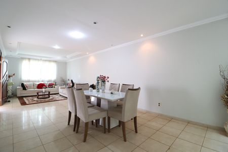 Casa para alugar com 456m², 7 quartos e 5 vagasSala de Jantar