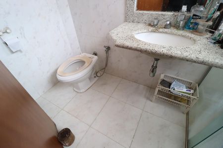 Casa para alugar com 456m², 7 quartos e 5 vagasBanheiro da Suíte 1