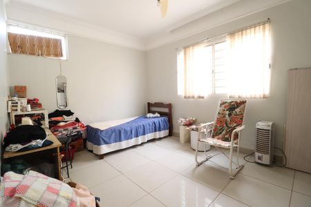 Casa para alugar com 456m², 7 quartos e 5 vagasSuíte 3