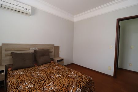 Casa para alugar com 456m², 7 quartos e 5 vagasQSuíte 1