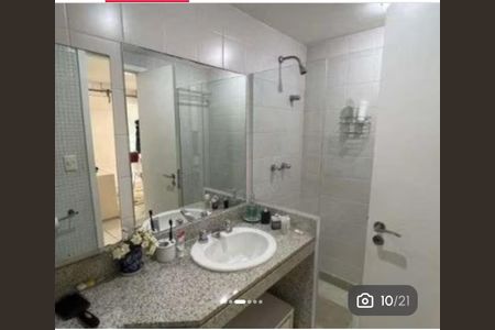 Apartamento à venda com 100m², 2 quartos e 2 vagasBanheiro 