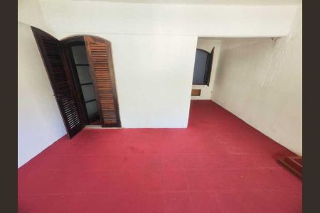 Casa de condomínio à venda com 170m², 3 quartos e 2 vagas