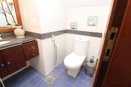 Casa à venda com 707m², 6 quartos e 4 vagasLavabo