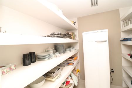 Casa à venda com 707m², 6 quartos e 4 vagasCozinha