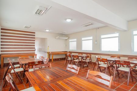 Apartamento à venda com 41m², 1 quarto e sem vagaÁrea comum - Salão de festas