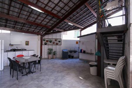 Casa à venda com 137m², 3 quartos e 4 vagas