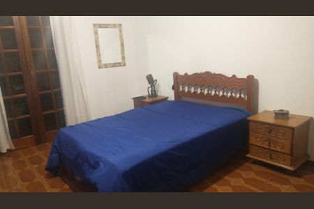 Casa à venda com 226m², 3 quartos e 2 vagas