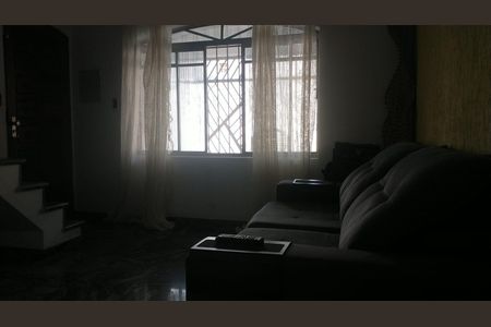 Casa à venda com 226m², 3 quartos e 2 vagas