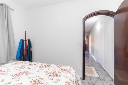 Casa à venda com 150m², 4 quartos e 2 vagas Casa à venda com 150m², 4 quartos e 2 vagasQuarto 1