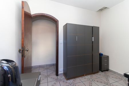 Casa à venda com 150m², 4 quartos e 2 vagas Casa à venda com 150m², 4 quartos e 2 vagasQuarto 2