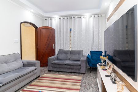 Casa à venda com 150m², 4 quartos e 2 vagas Casa à venda com 150m², 4 quartos e 2 vagasSala