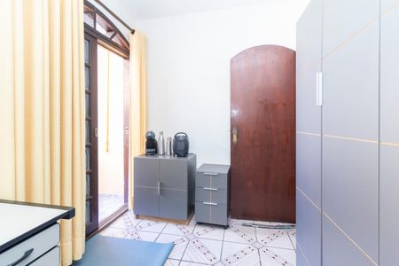 Casa à venda com 150m², 4 quartos e 2 vagas Casa à venda com 150m², 4 quartos e 2 vagasQuarto 2