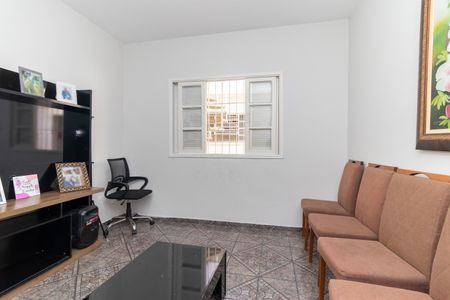 Casa à venda com 150m², 4 quartos e 2 vagas Casa à venda com 150m², 4 quartos e 2 vagasQuarto 3