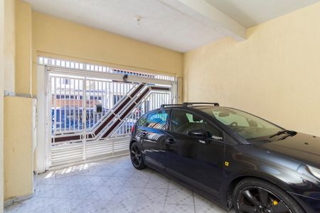 Casa à venda com 150m², 4 quartos e 2 vagas Casa à venda com 150m², 4 quartos e 2 vagasGaragem