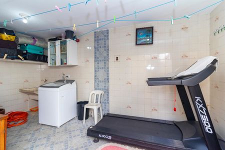 Casa à venda com 150m², 4 quartos e 2 vagas Casa à venda com 150m², 4 quartos e 2 vagasÁrea de Serviço