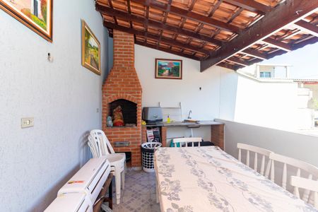 Casa à venda com 150m², 4 quartos e 2 vagas Casa à venda com 150m², 4 quartos e 2 vagasEspaço Gourmet