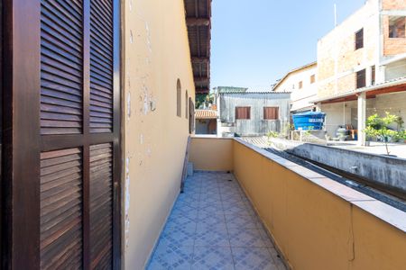 Casa à venda com 150m², 4 quartos e 2 vagas Casa à venda com 150m², 4 quartos e 2 vagasVaranda do Quarto 2