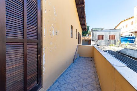 Casa à venda com 150m², 4 quartos e 2 vagas Casa à venda com 150m², 4 quartos e 2 vagasVaranda do Quarto 2