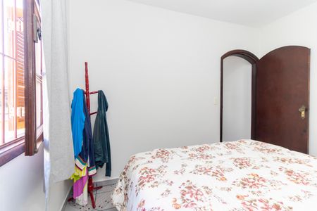 Casa à venda com 150m², 4 quartos e 2 vagas Casa à venda com 150m², 4 quartos e 2 vagasQuarto 1