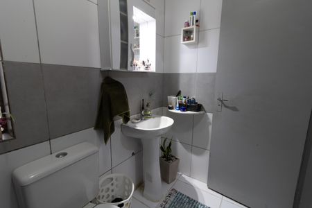 Casa de condomínio à venda com 160m², 2 quartos e 3 vagasBanheiro