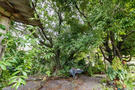 Casa de condomínio à venda com 160m², 2 quartos e 3 vagasQuintal