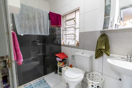 Casa de condomínio à venda com 160m², 2 quartos e 3 vagasBanheiro