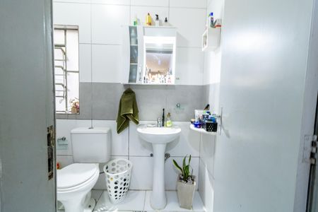 Casa de condomínio à venda com 160m², 2 quartos e 3 vagasBanheiro