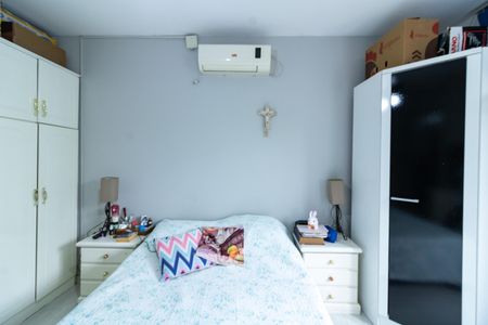 Casa de condomínio à venda com 160m², 2 quartos e 3 vagasQuarto 1