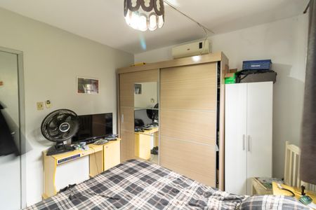 Casa de condomínio à venda com 160m², 2 quartos e 3 vagasQuarto 2