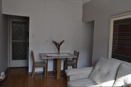 Apartamento à venda com 47m², 2 quartos e sem vagaSala