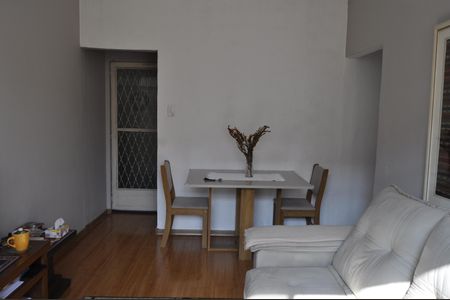 Apartamento à venda com 47m², 2 quartos e sem vagaSala