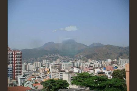 Casa à venda com 302m², 4 quartos e 4 vagas