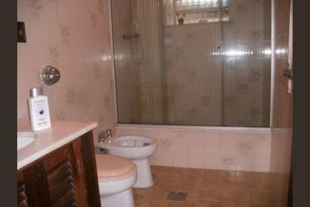 Casa à venda com 302m², 4 quartos e 4 vagas