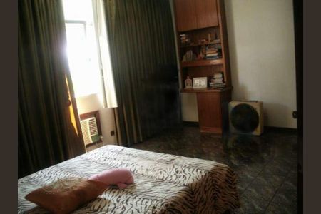 Casa à venda com 302m², 4 quartos e 4 vagas