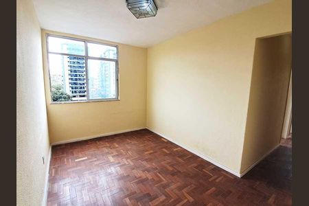 Apartamento à venda com 75m², 3 quartos e 1 vaga