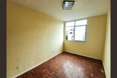 Apartamento à venda com 75m², 3 quartos e 1 vaga