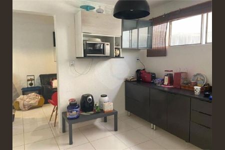 Apartamento à venda com 3 quartos, 77m² em Alto de Pinheiros, São Paulo