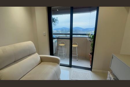 Apartamento à venda com 87m², 3 quartos e 2 vagasVaranda da Sala