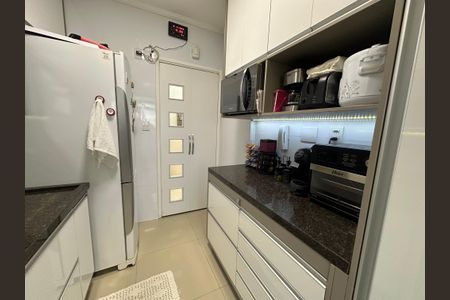 Apartamento à venda com 87m², 3 quartos e 2 vagasCozinha