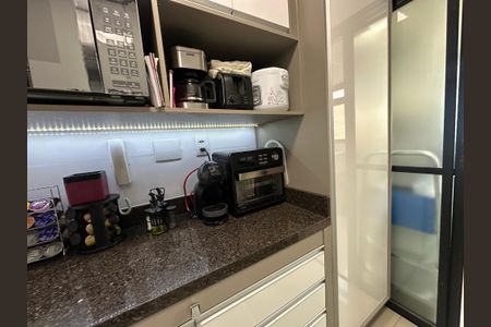 Apartamento à venda com 87m², 3 quartos e 2 vagasCozinha