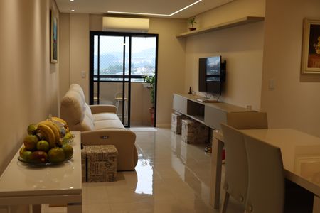 Apartamento à venda com 87m², 3 quartos e 2 vagasSala de TV